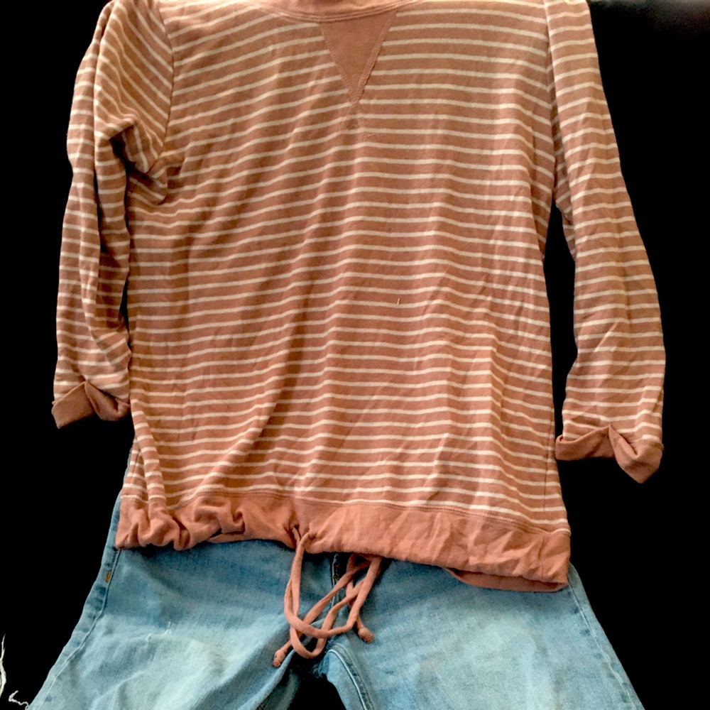 Old navy boyfriend jeans worn once!